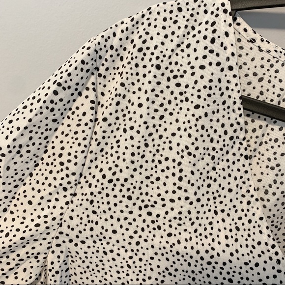 Speckled Print Peasant Sleeve Top SHEIN - Picture 2 of 6